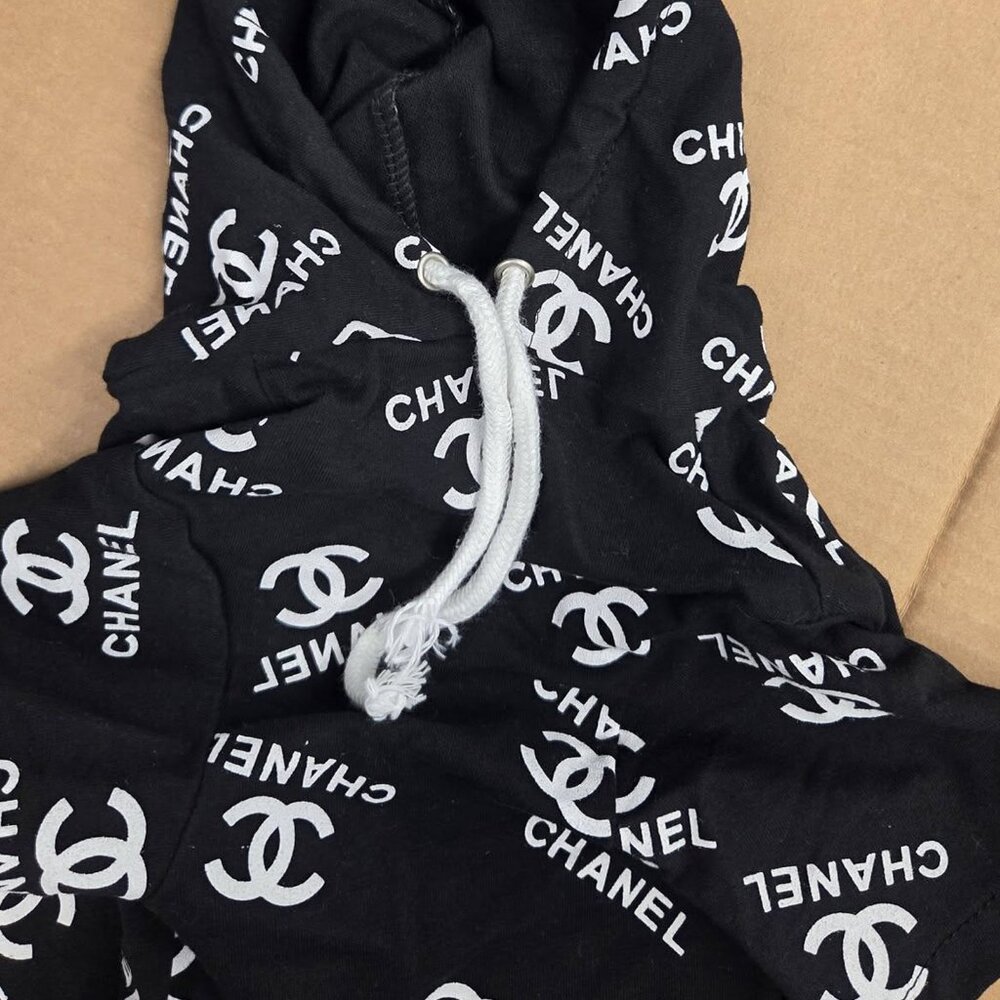 Chanel Hoodie for small pets - Picture 2 of 4